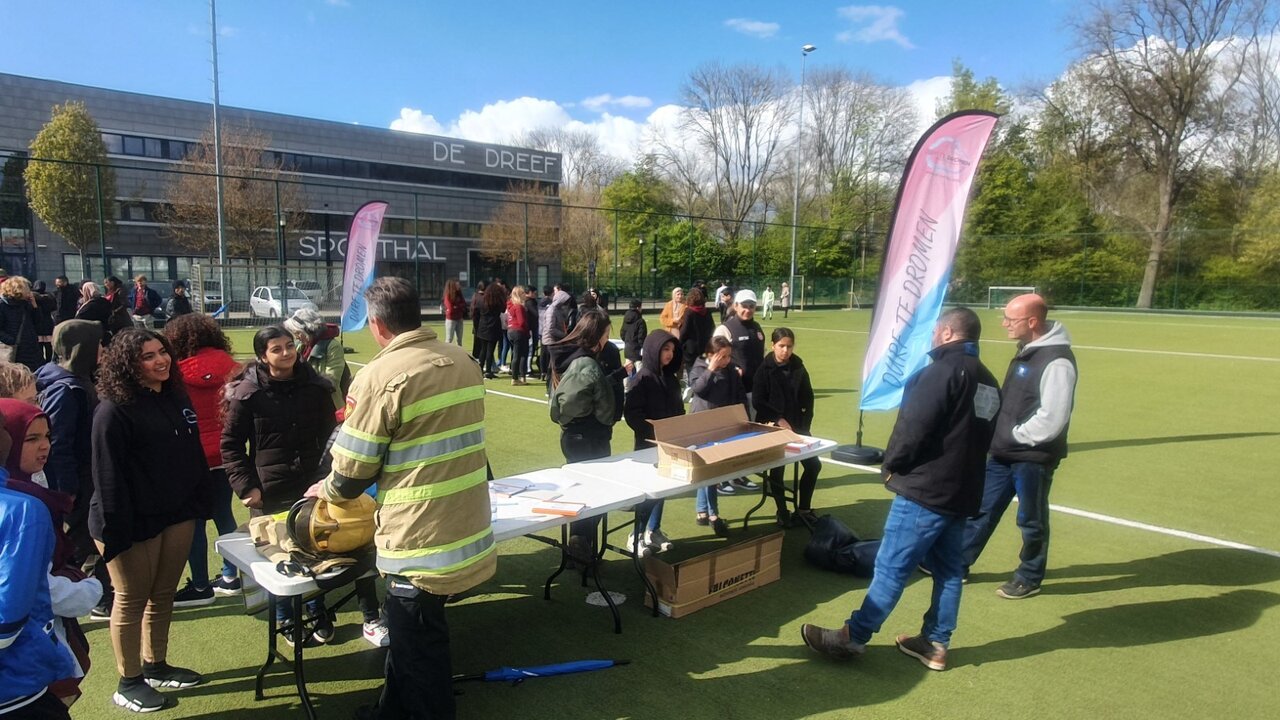 FAAC Automatische Deuren Beroepenmarkt Utrecht Overvecht Stichting Durf Te Dromen Loopbaan carrière kansen deuren openen